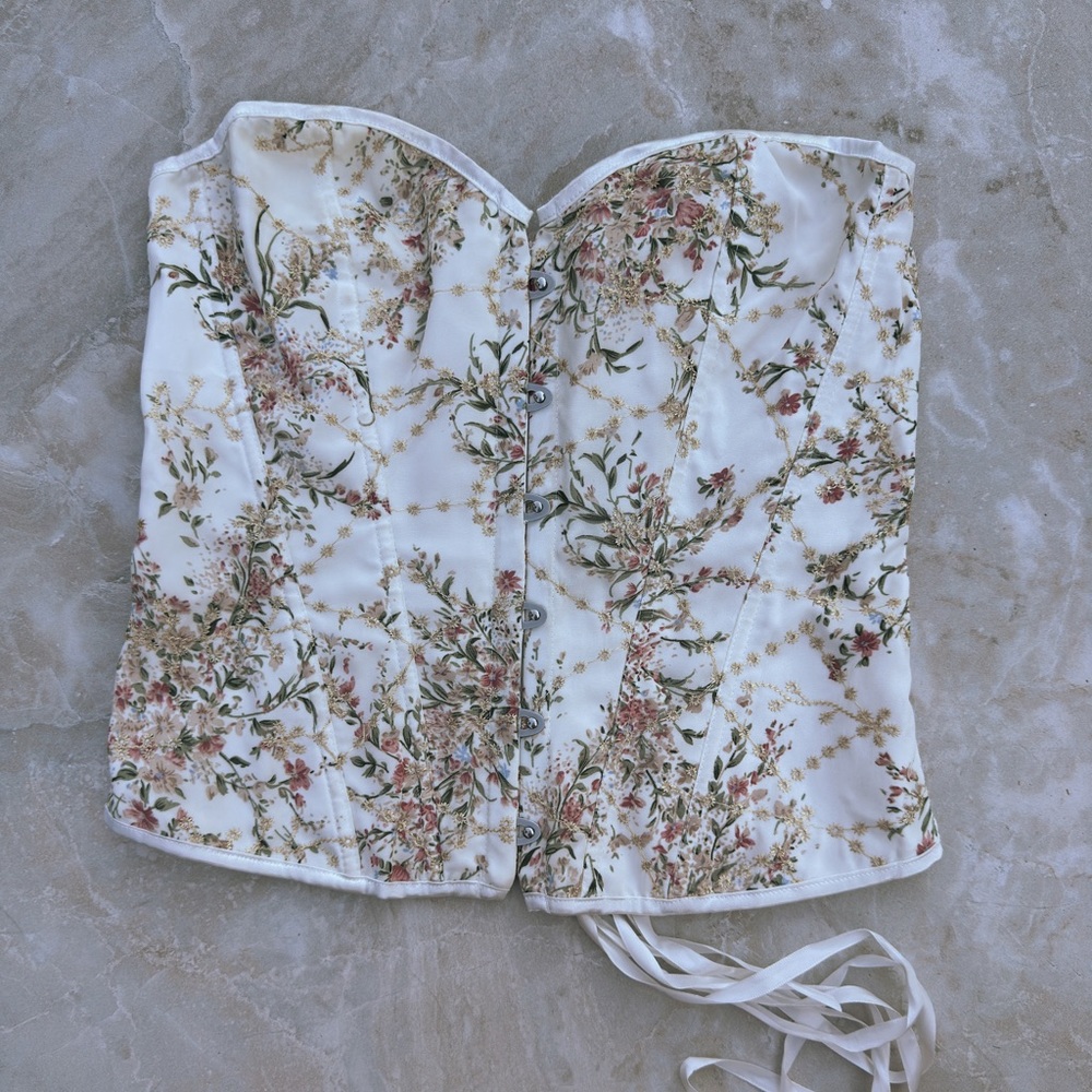 Lace up corset